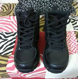 Nike ACG Boots